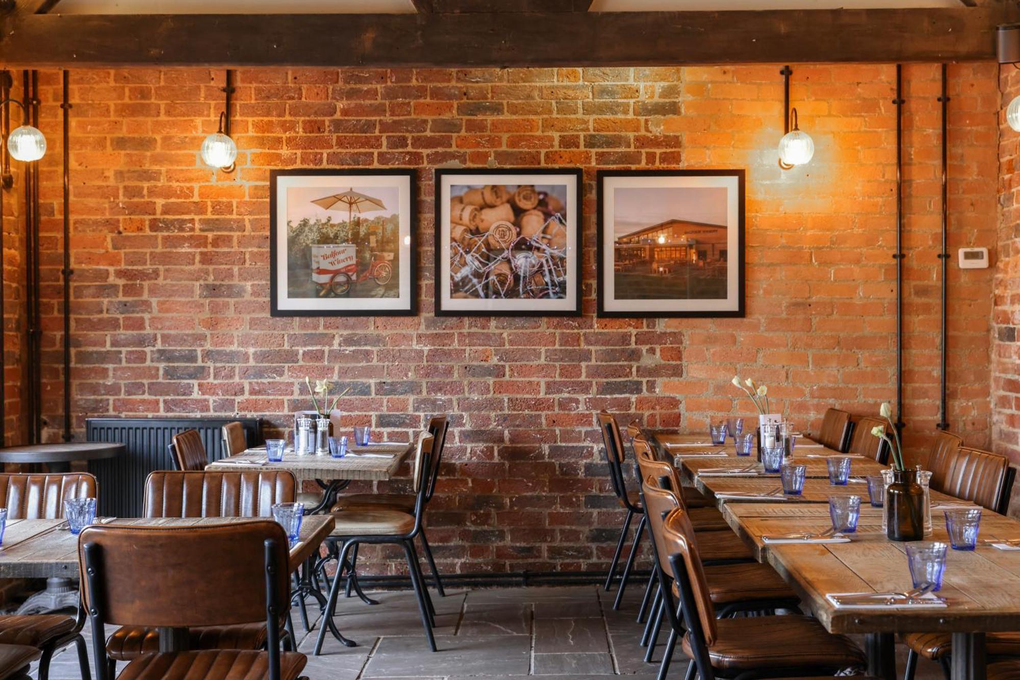 The Goudhurst Inn Екстериор снимка