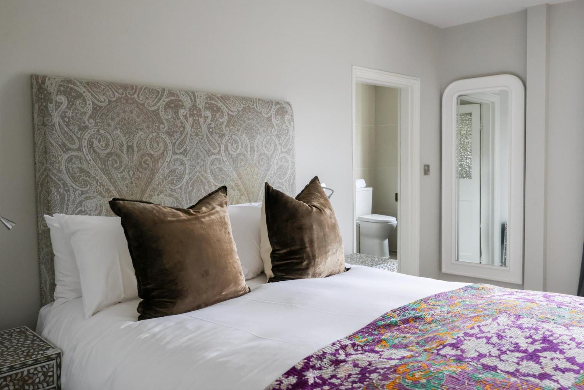 The Goudhurst Inn Екстериор снимка