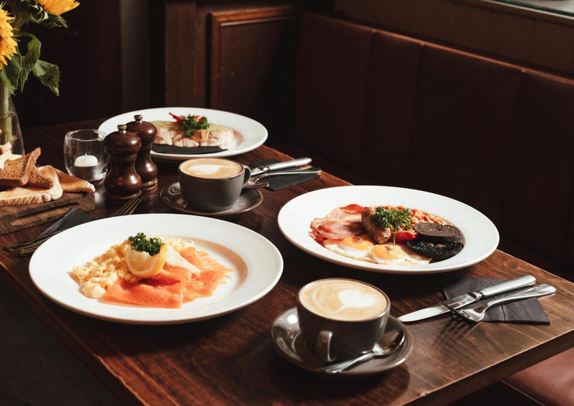 The Goudhurst Inn Екстериор снимка