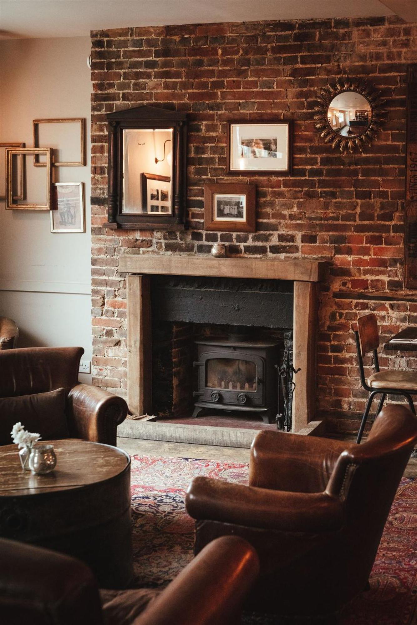 The Goudhurst Inn Екстериор снимка