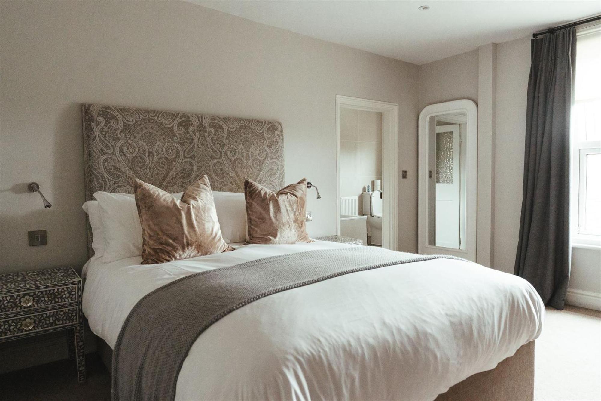 The Goudhurst Inn Екстериор снимка